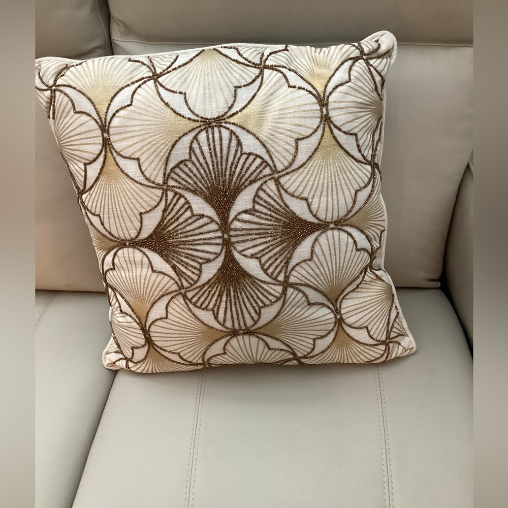Envogue Cream Pillow with Gold Shell Embroidery